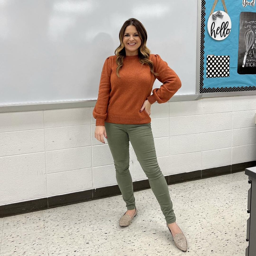10 Teacher Approved Amazon Sweaters for Fall #fall #amazon #sweaters #style #teacher #favorites #cold #fall #winter #stripes #boots #jeans #pants 